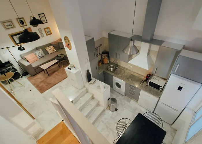 Cozy Apartment Next To The Alameda -2Bdrm 1,5 Bath