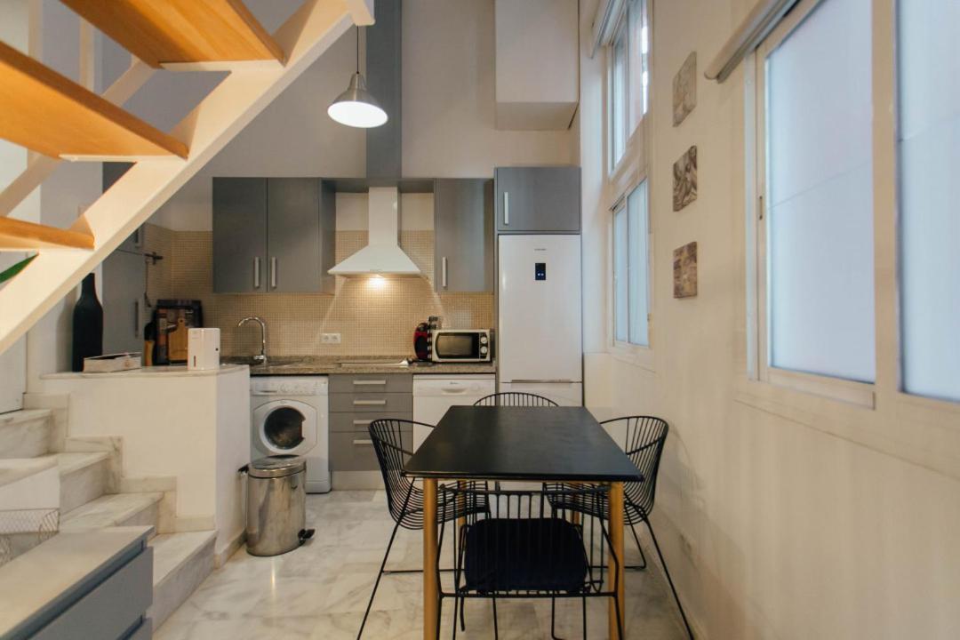 Cozy Next To The Alameda -2bdrm 1,5 Bath * Séville